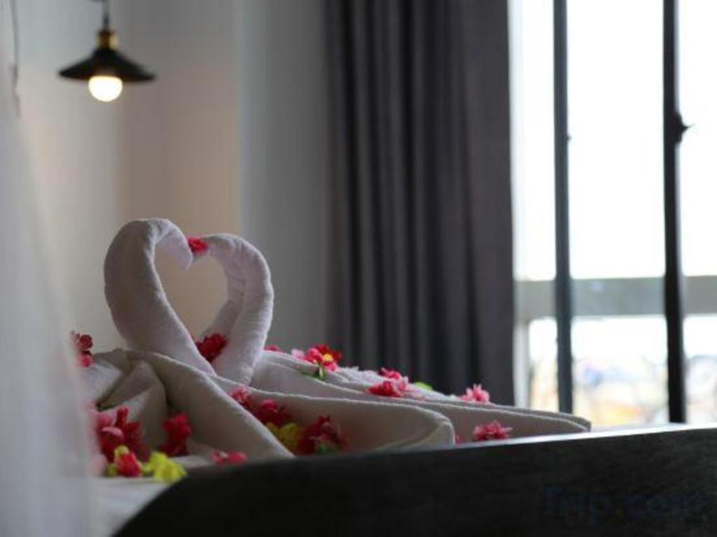 Banlung Yeak Loam Hotel מראה חיצוני תמונה