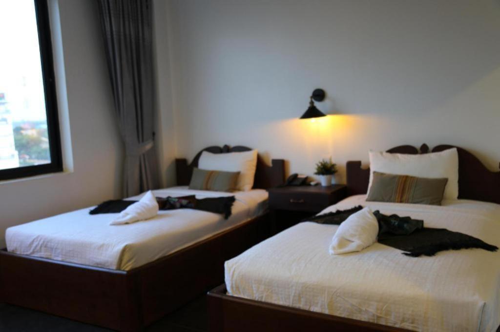 Banlung Yeak Loam Hotel מראה חיצוני תמונה