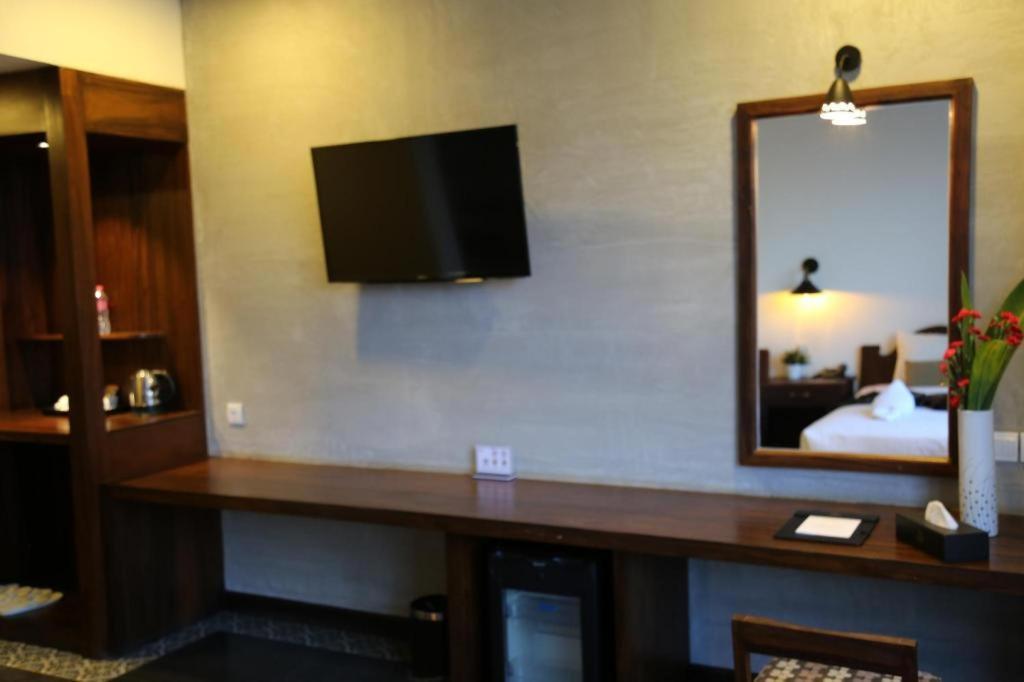 Banlung Yeak Loam Hotel מראה חיצוני תמונה