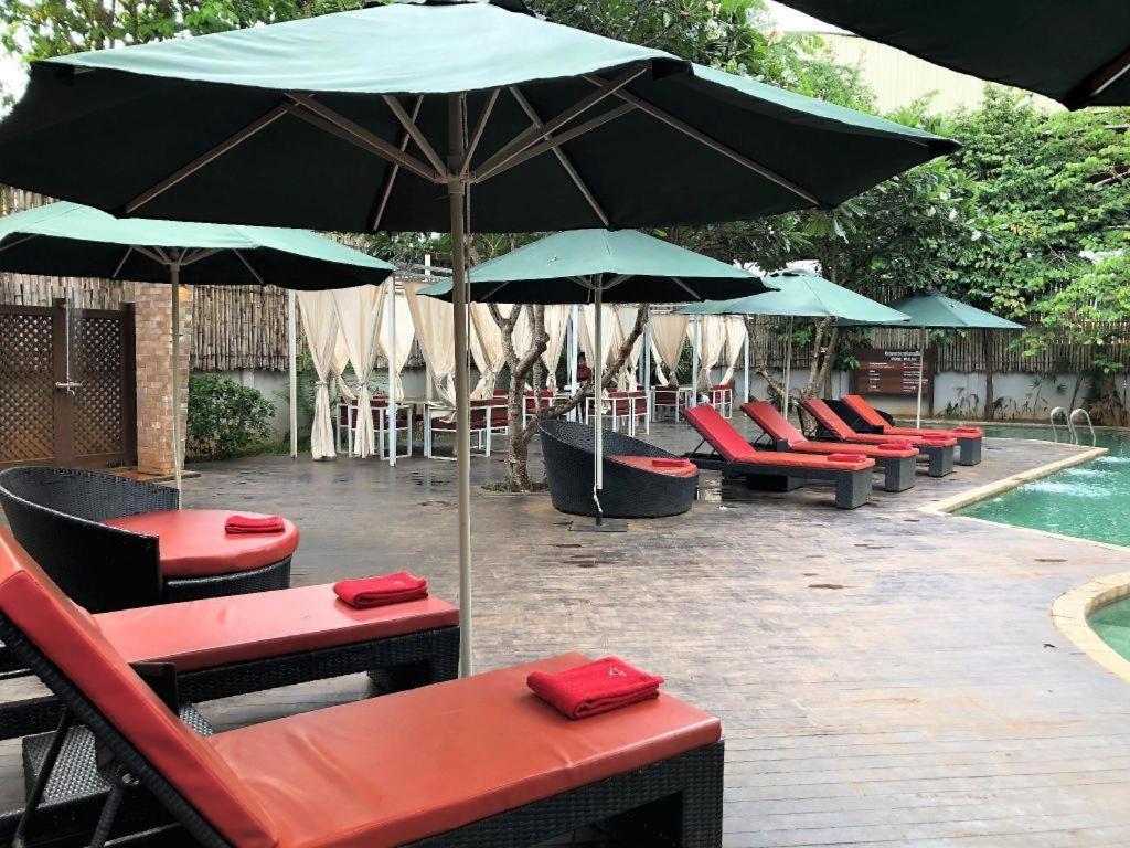 Banlung Yeak Loam Hotel מראה חיצוני תמונה