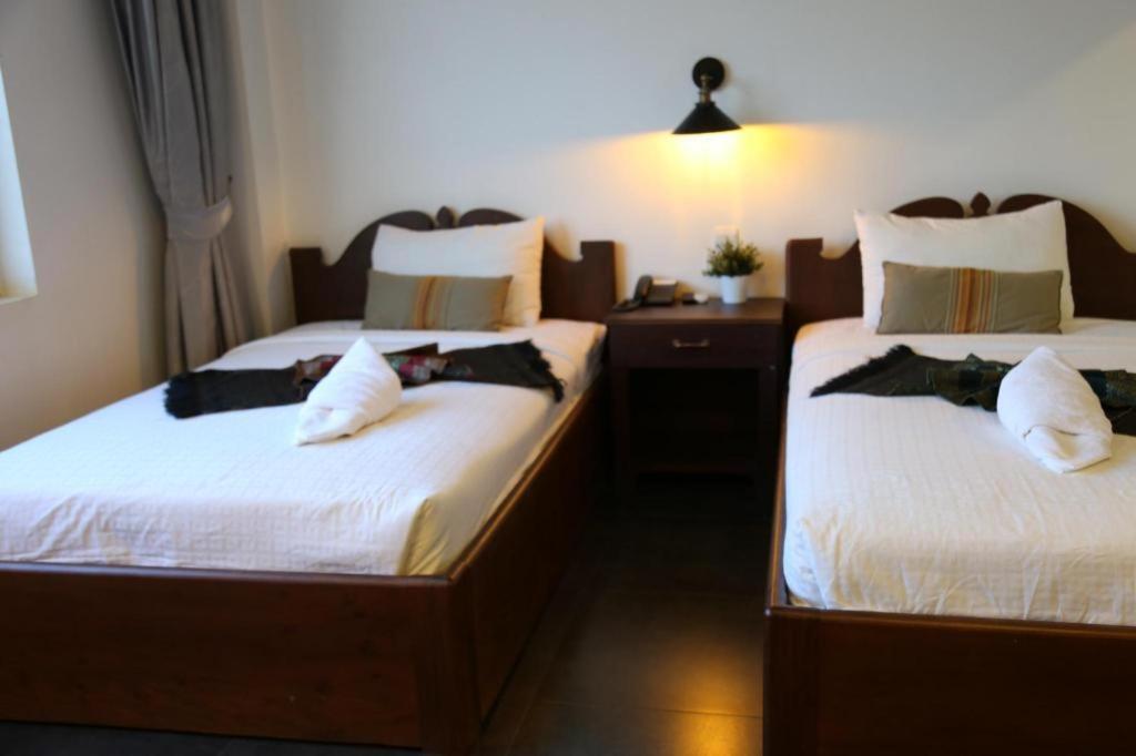 Banlung Yeak Loam Hotel מראה חיצוני תמונה