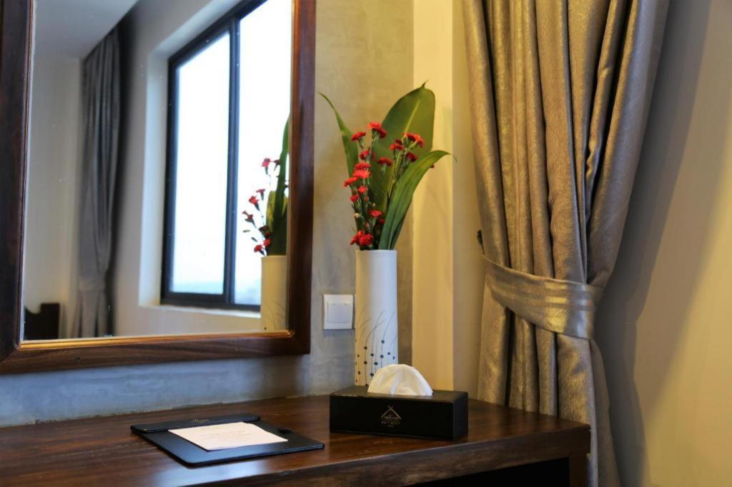 Banlung Yeak Loam Hotel מראה חיצוני תמונה