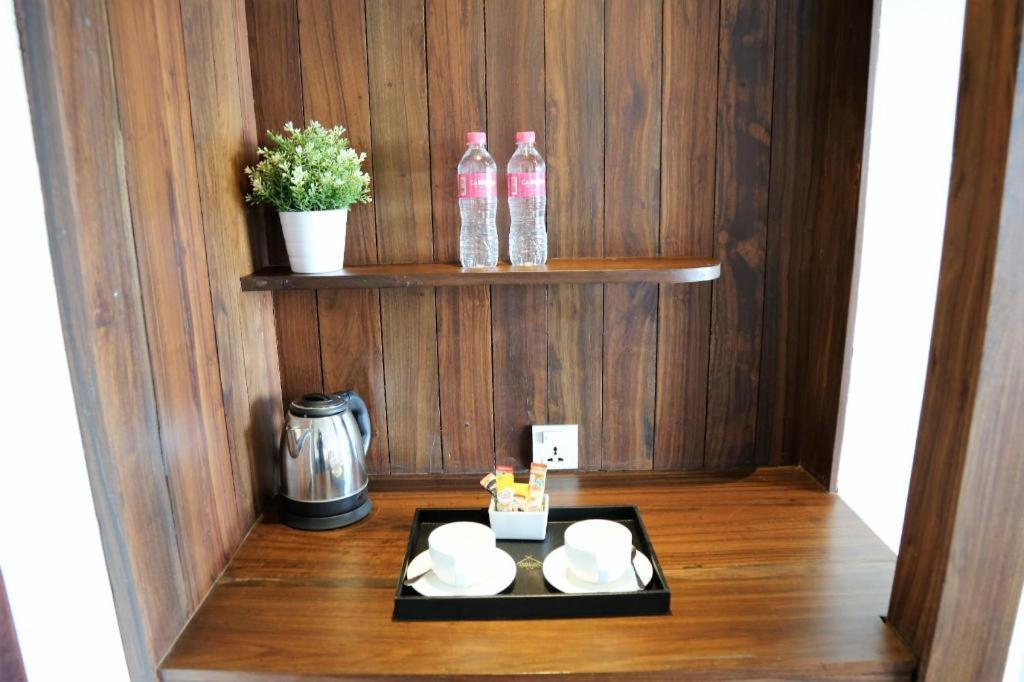 Banlung Yeak Loam Hotel מראה חיצוני תמונה